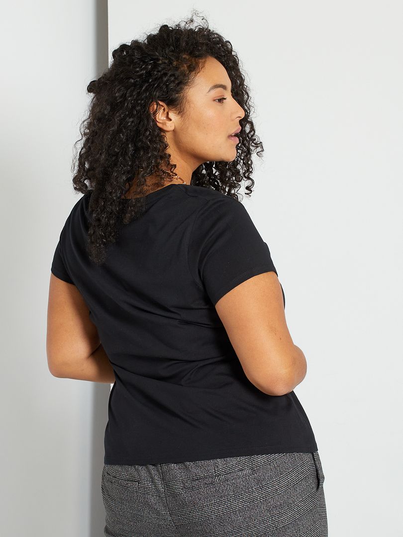 Camiseta de cor sólida - Preta