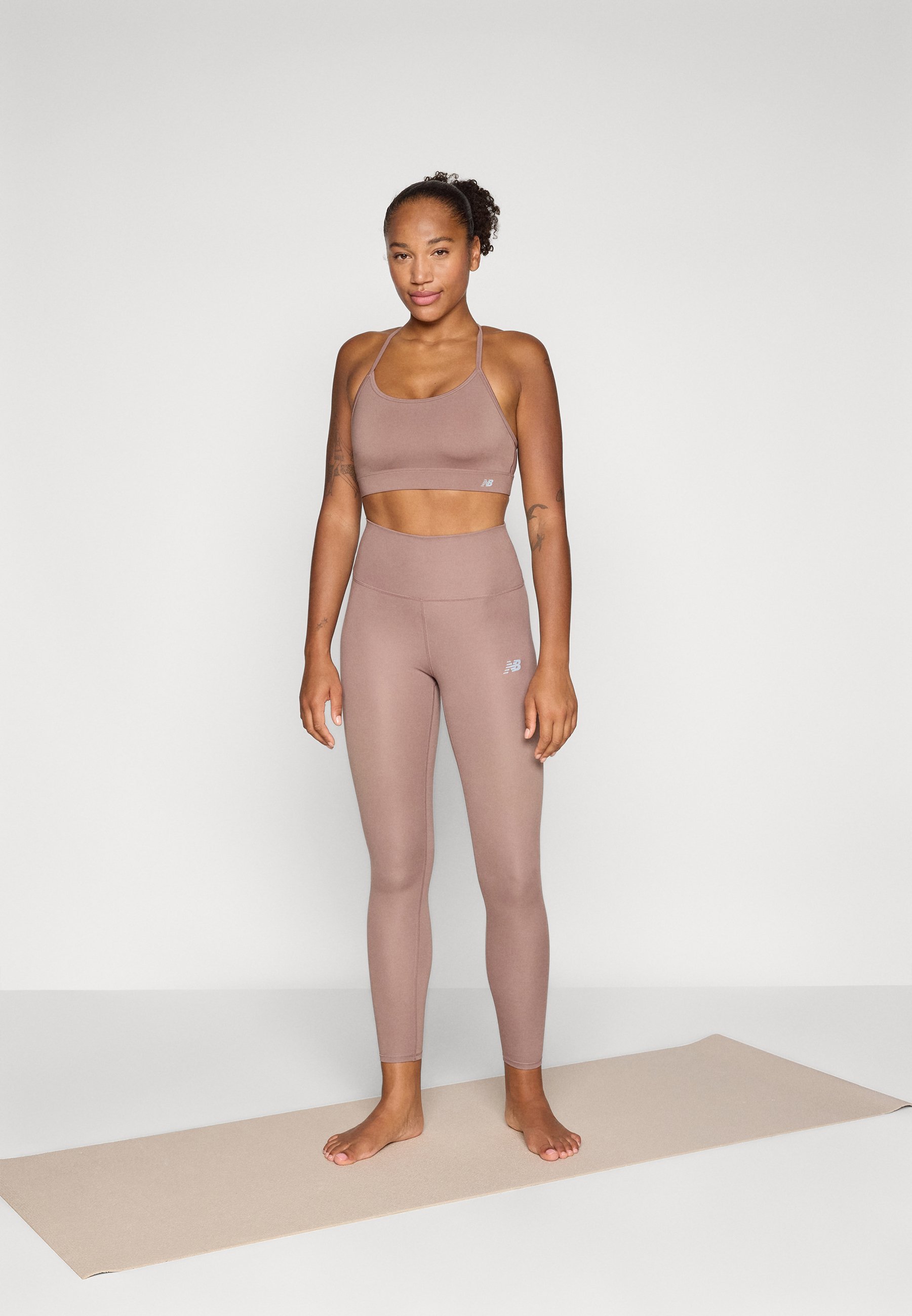New Balance HARMONY HIGH RISE - Leggings - Erdschatten