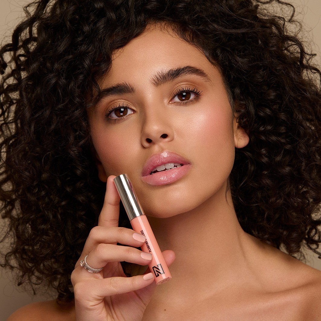 BEAUTY lūpų blizgis putlinantis blizgis - 9 ml