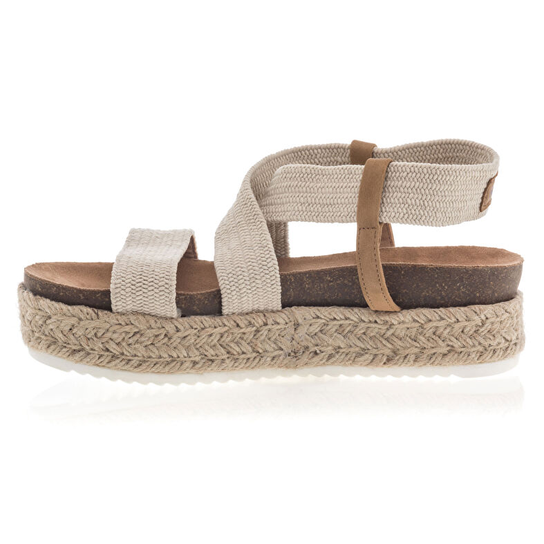 Beige sandaler / sko med åpen tå til dame