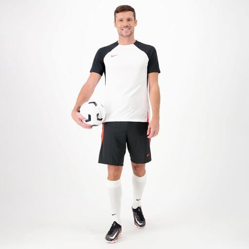 Nike Strike