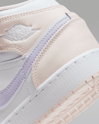 Air Jordan 1 Mid Older Kids' Shoes