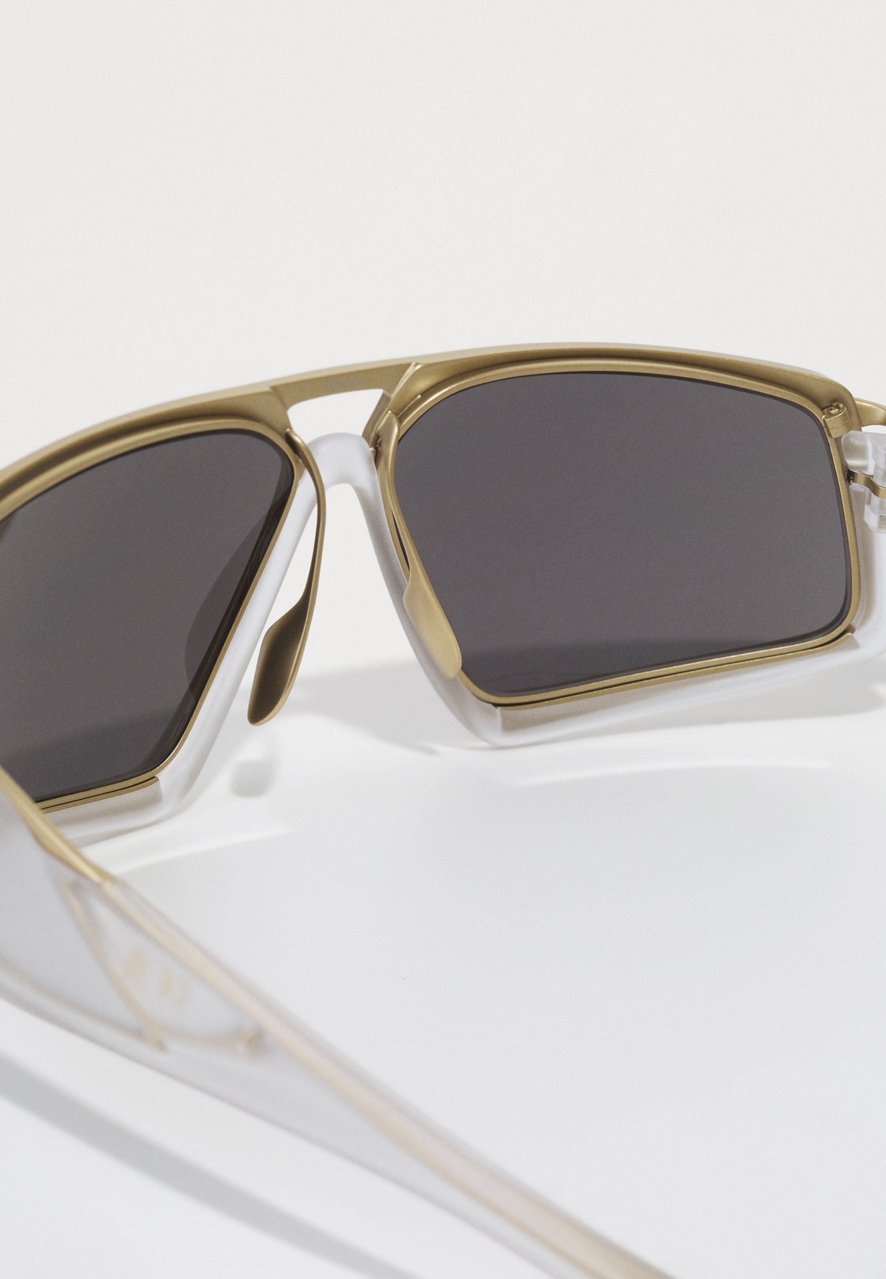Oakley MASSILLON UNISEX - Aurinkolasit - matte clear