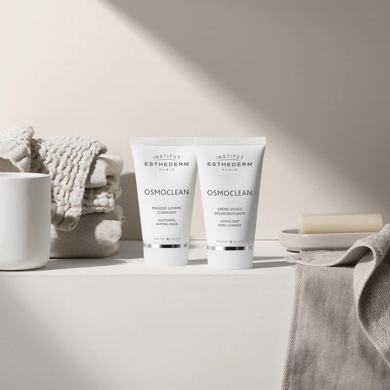 Institut Esthederm Osmoclean šviesinamoji šveičiamoji veido kaukė