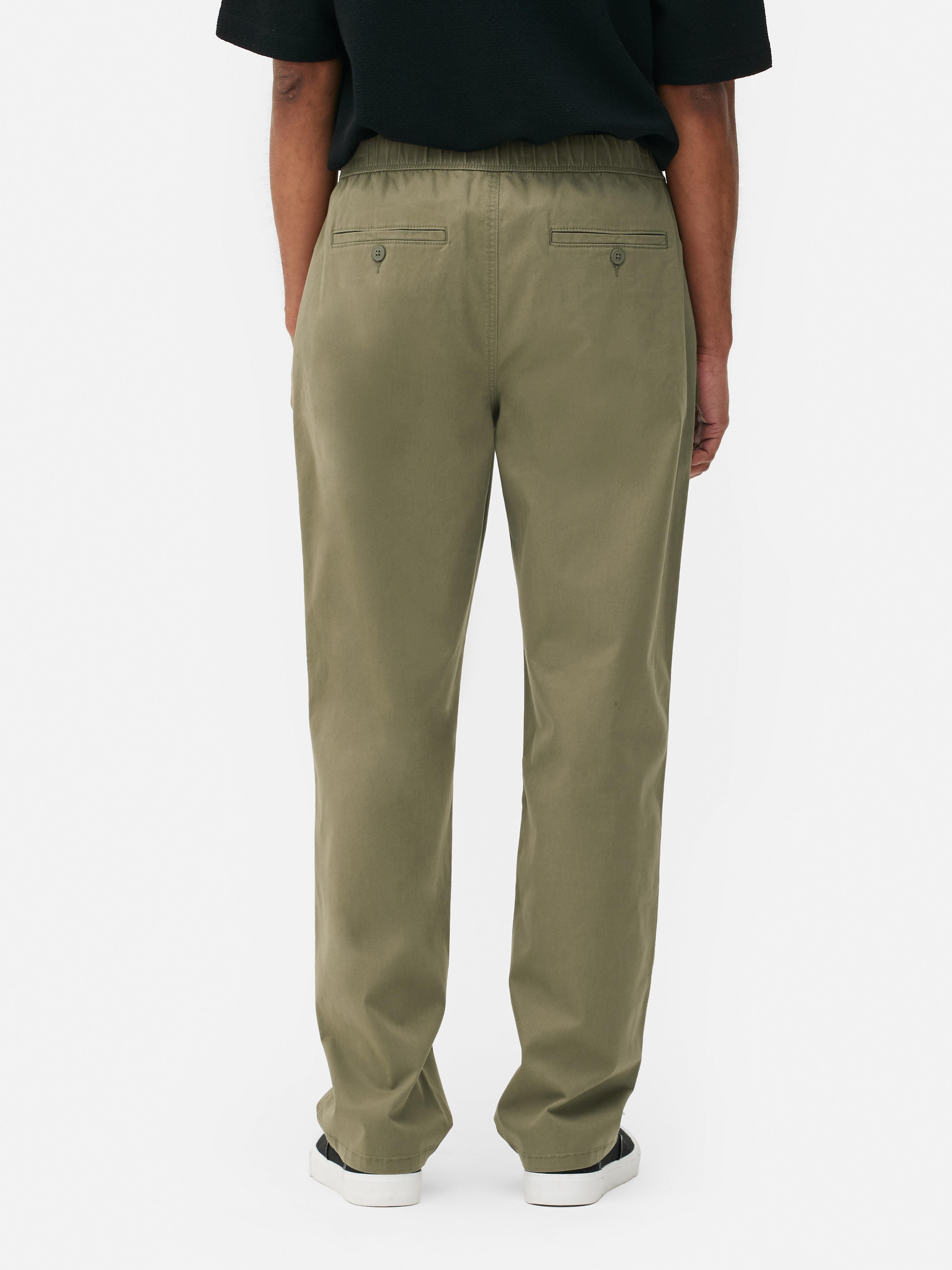 Pantaloni cu talie elastică. Acești pantaloni eleganți cu talie elastică sunt extrem de confortabili și se potrivesc perfect.