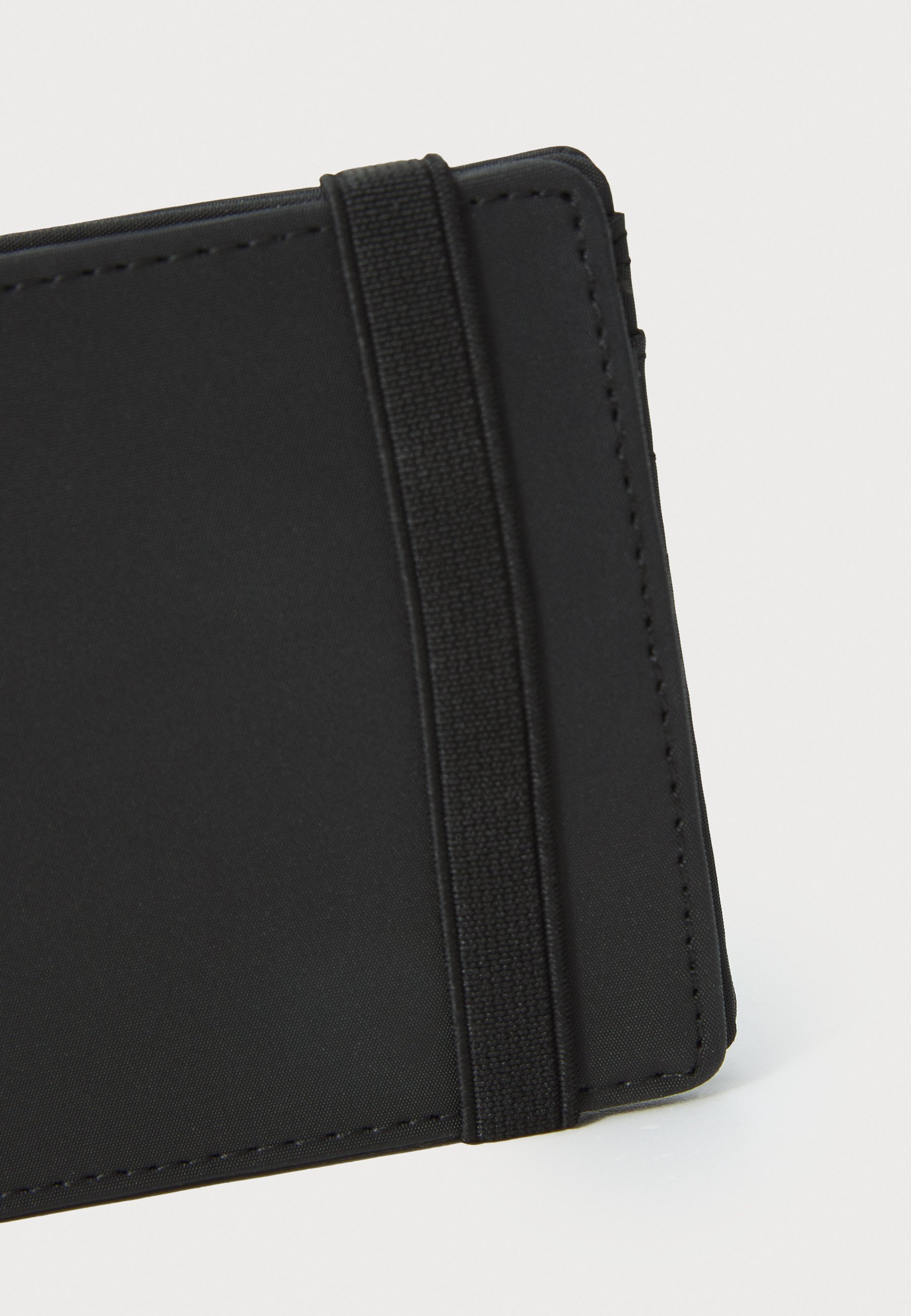 Elementide rahakotid
