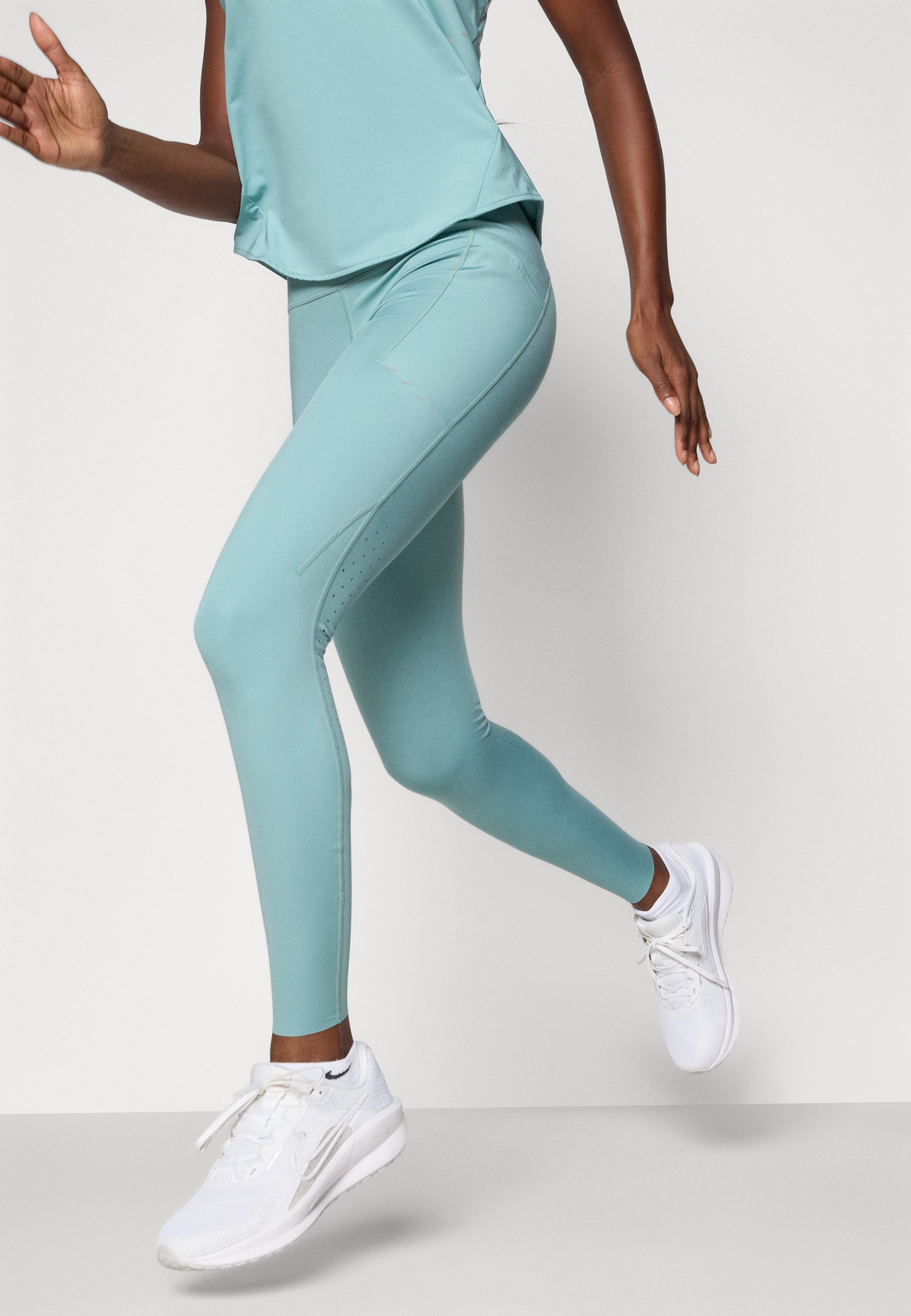 Nike Performance SWIFT – Lauftights – Canon/Reflektierendes Silber