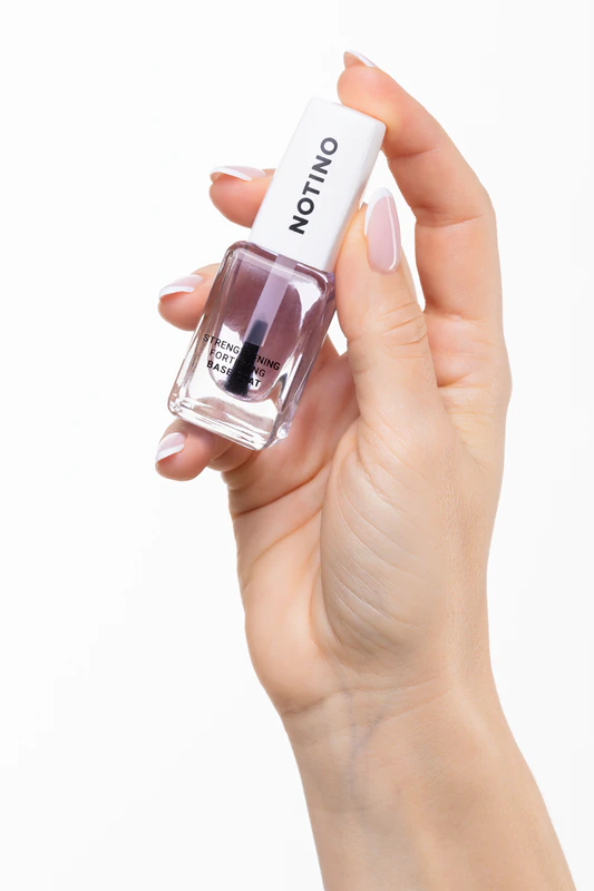 Zpevňující podkladový lak Notino Nail Care