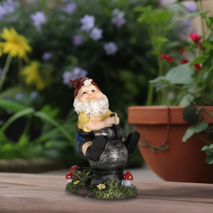 Gnomo de jardín Relaxdays con linterna, resistente a la intemperie y a las heladas, 15 x 7,5 x 10,5 cm (alto x ancho x profundidad), figura, multicolor.