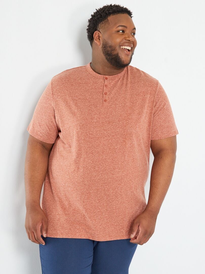 Camiseta de cuello Henley - marrón