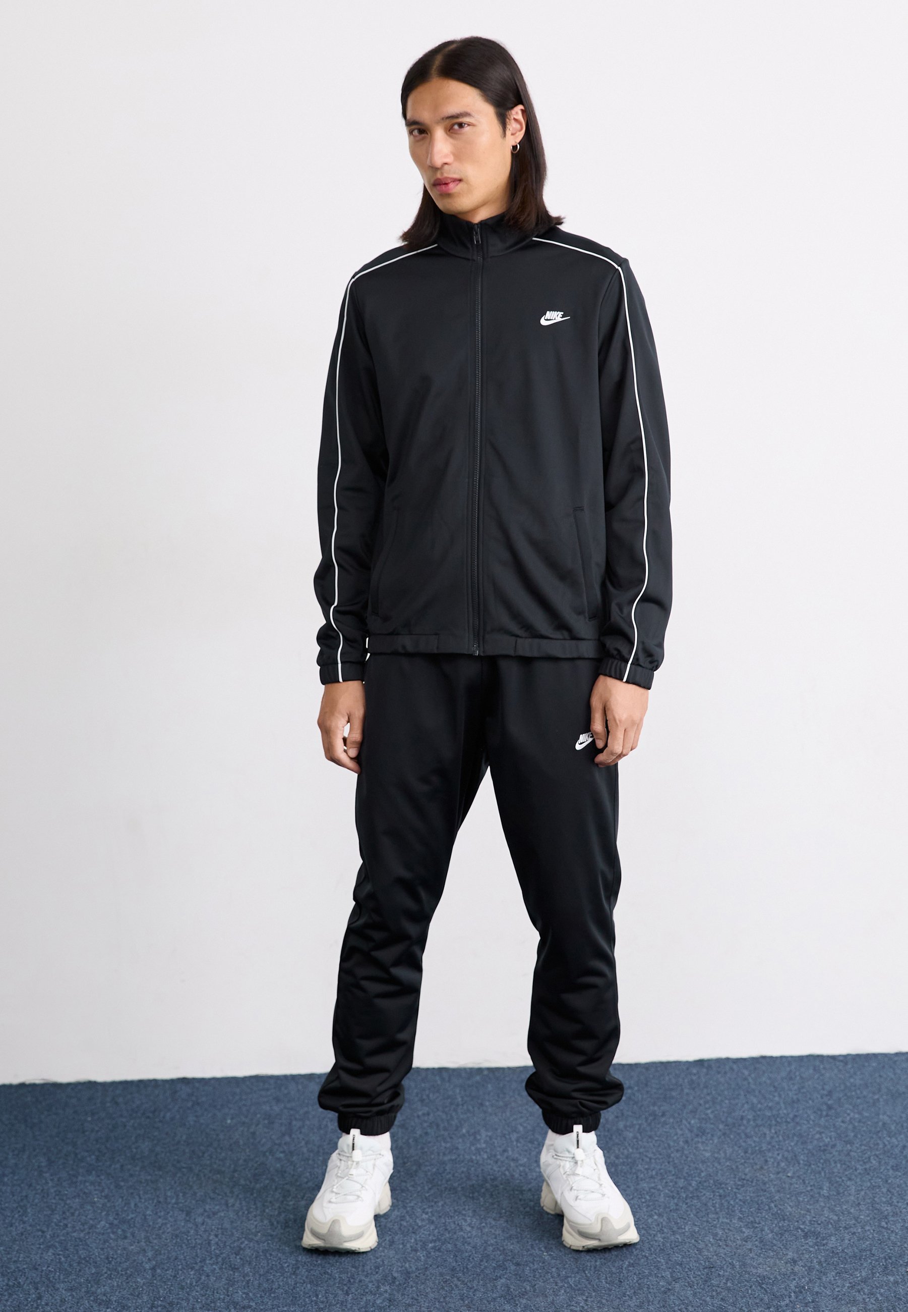 Nike Sportswear trainingspakken