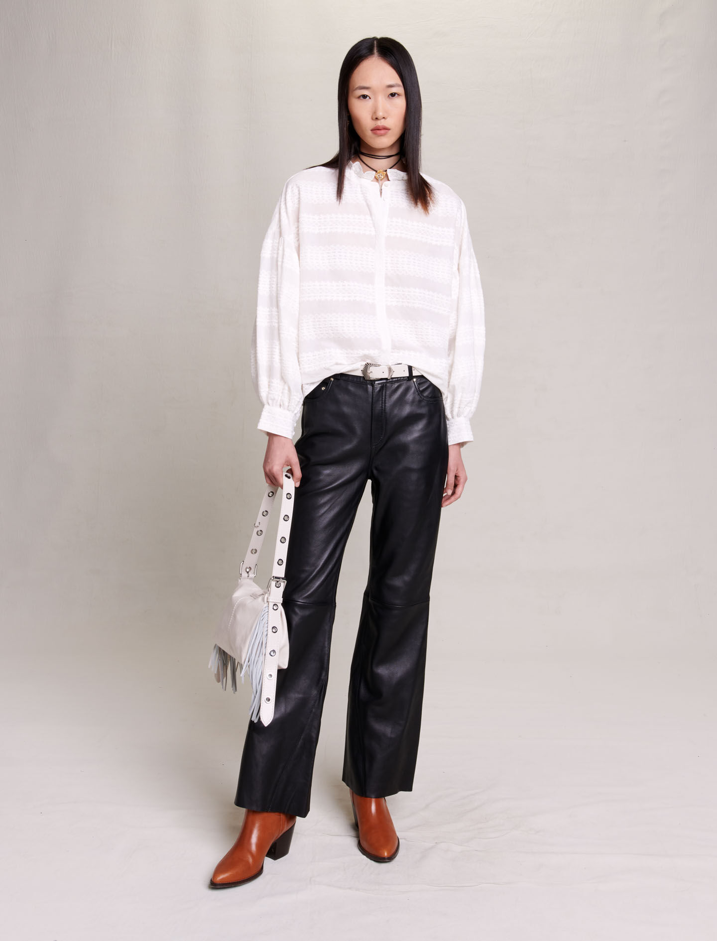 Geborduurd shirt met ruches - Wit