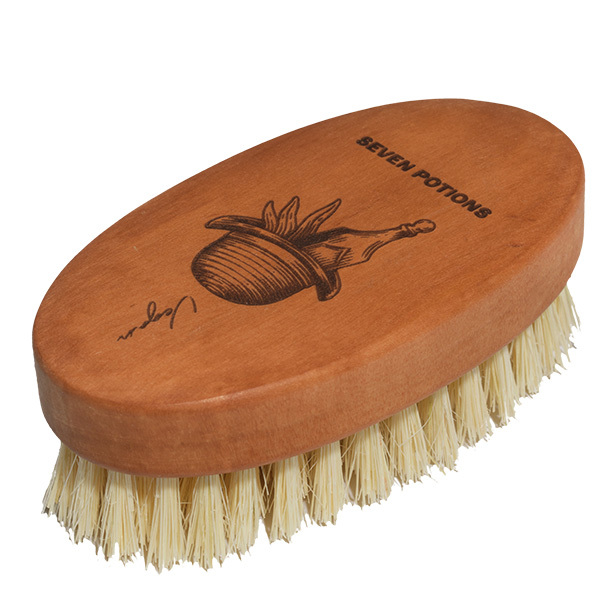 Cepillo vegano para barba Seven Potions de madera de peral con fibras de sisal | Para hombre | Superdrug