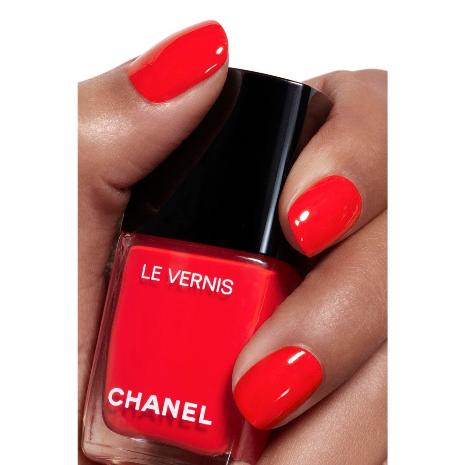 CHANEL lak za nokte LE VERNIS DUGOTRAJNA BOJA I SJAJ - 13 ml