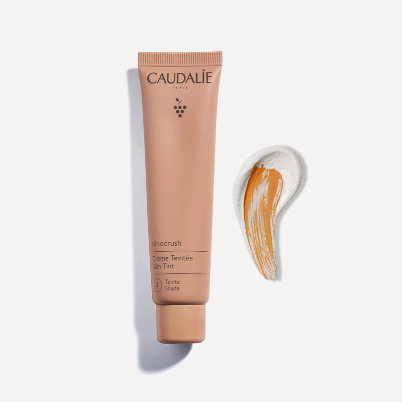 CC cream Vinocrush Skin Tint da Caudalie uniformiza o tom da pele e hidrata.