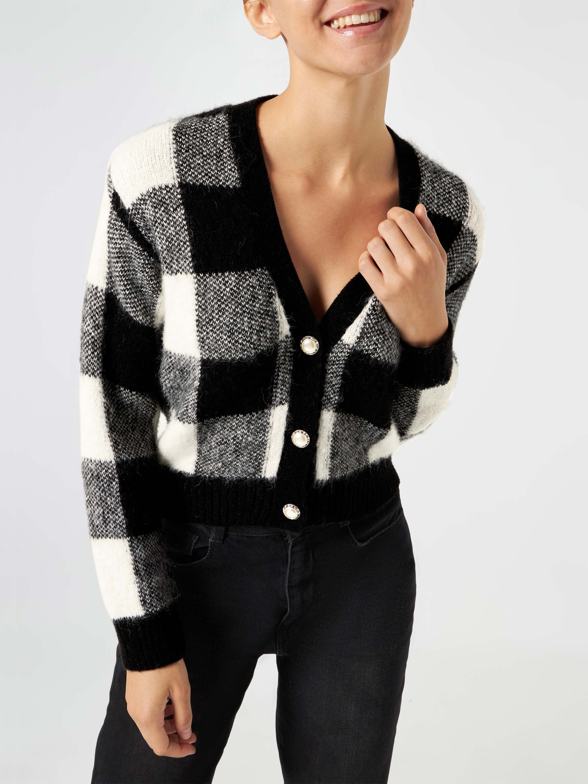 Kurzer Damen-Cardigan mit Schmuckknöpfen und Vichy-Muster