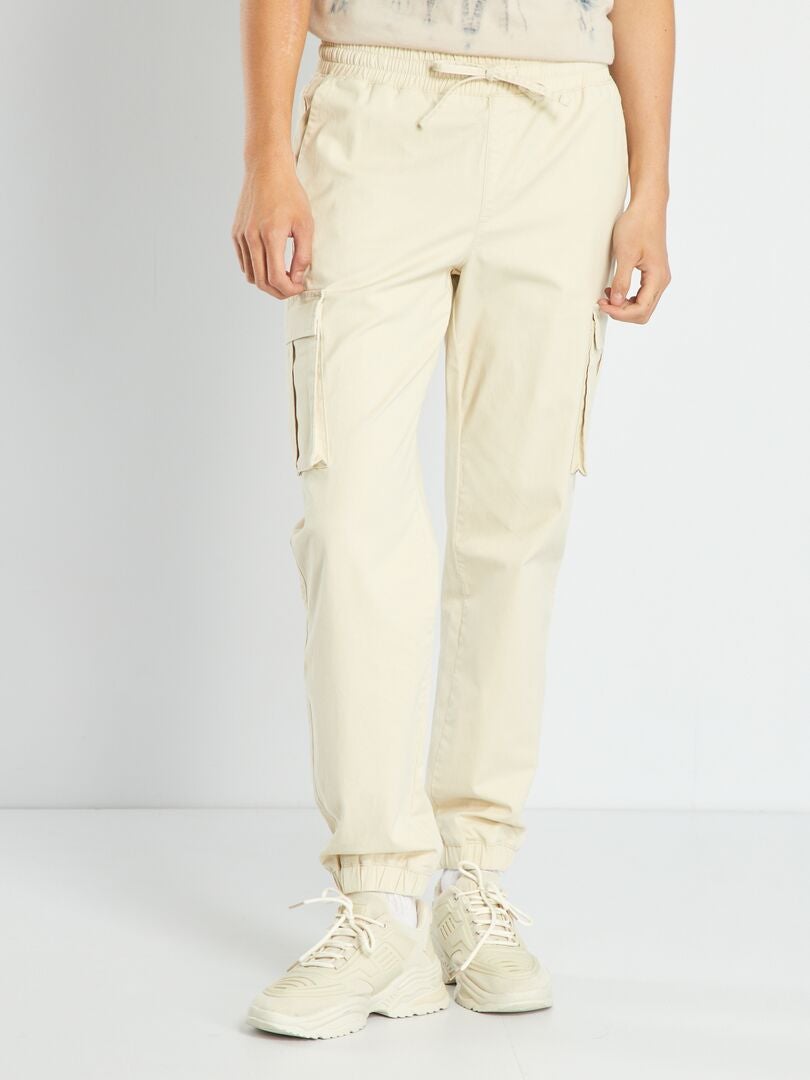 Chino's met klepzakken - beige