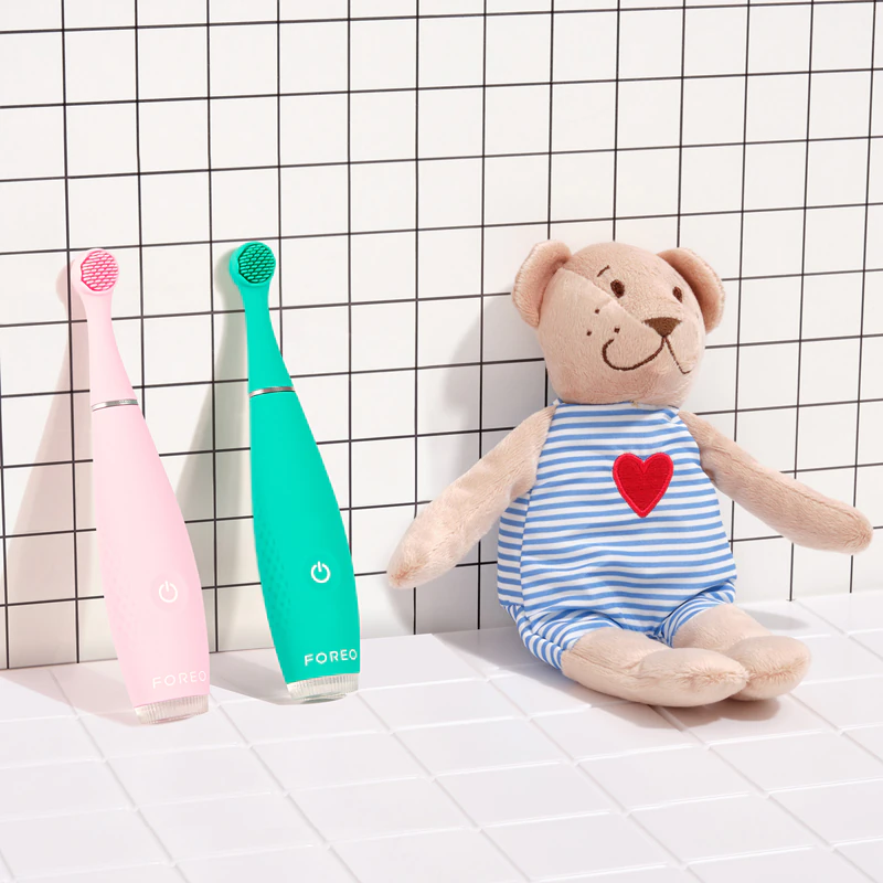 FOREO ISSA™ 4 Baby elektrický zubní kartáček pro děti
