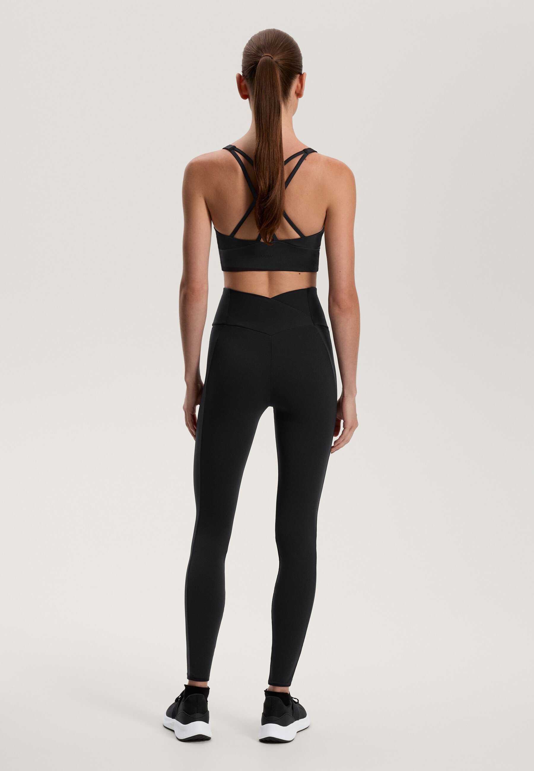 OYSHO COMFORTLUX SUPER HIGH RISE ANKELLANGE MED LOMMER - Leggings - black