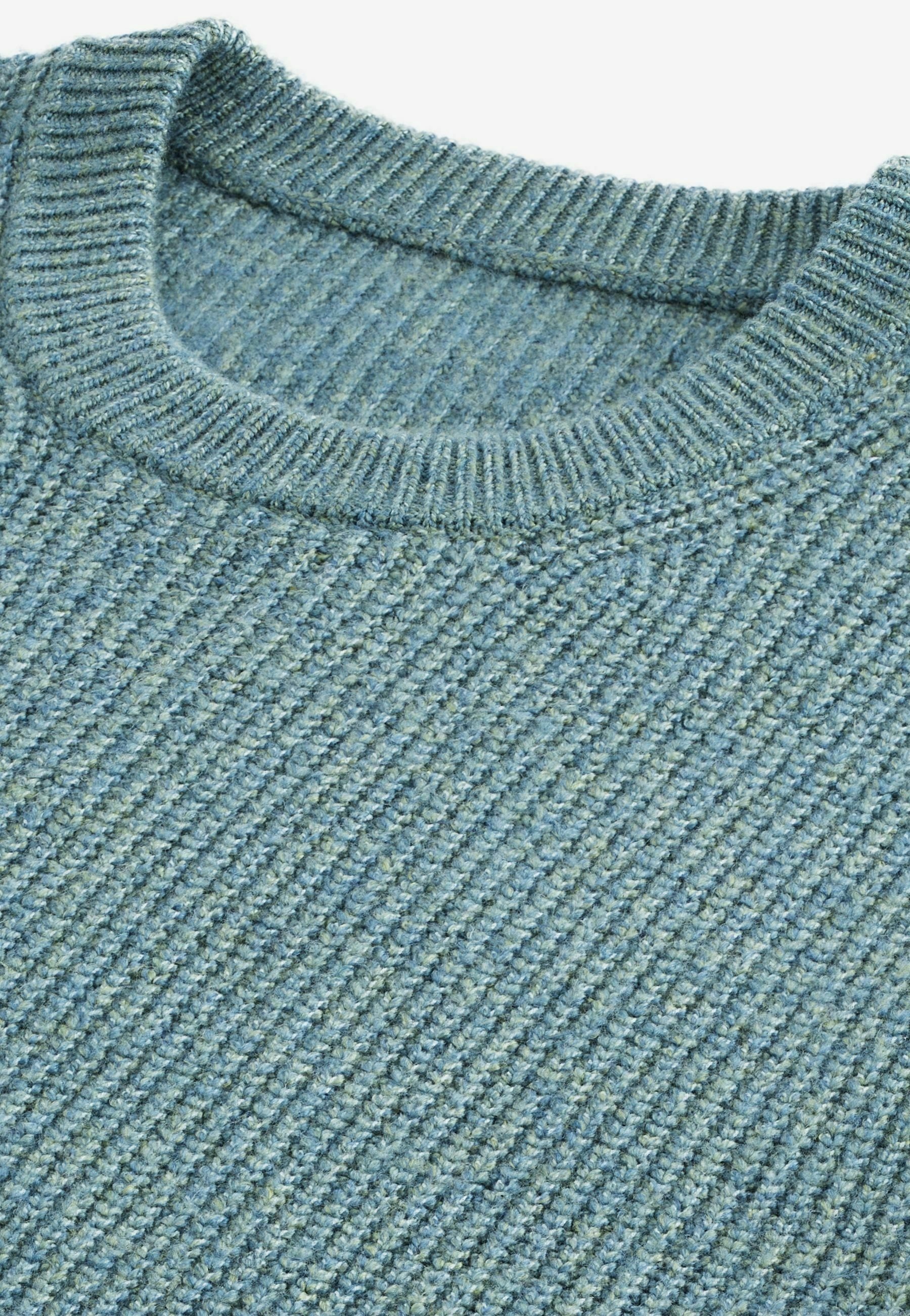 Nächster Pullover – türkis