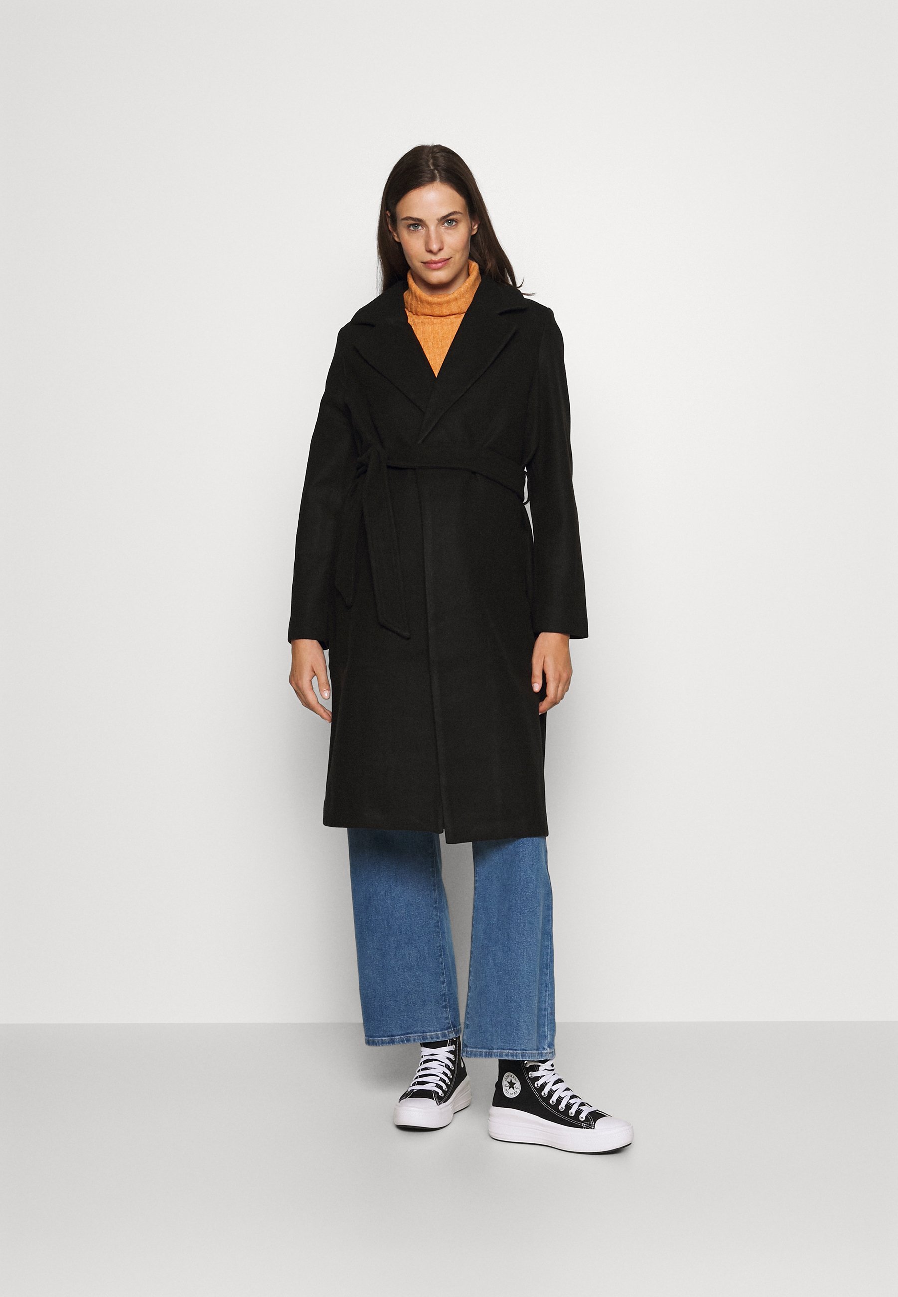 Vero Moda Maternity VMMFORTUNEAYA LONG COAT - Pitkä takki - blackVero Moda