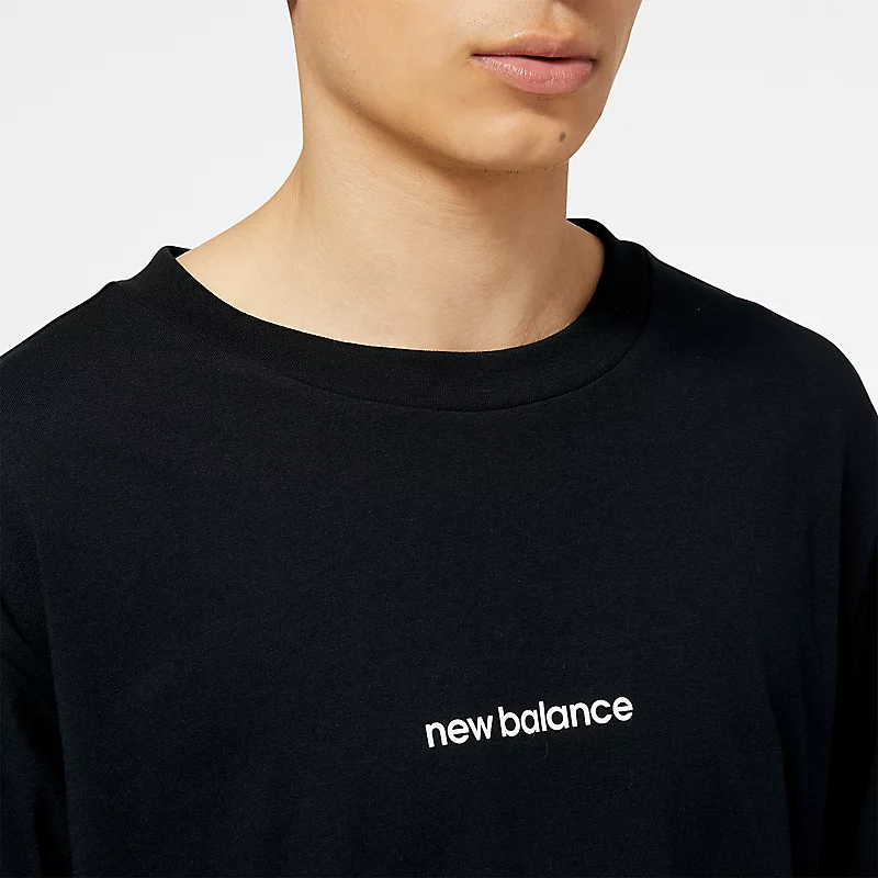 NB Essentials Herren-Langarmshirt mit Grafikprint – SCHWARZ