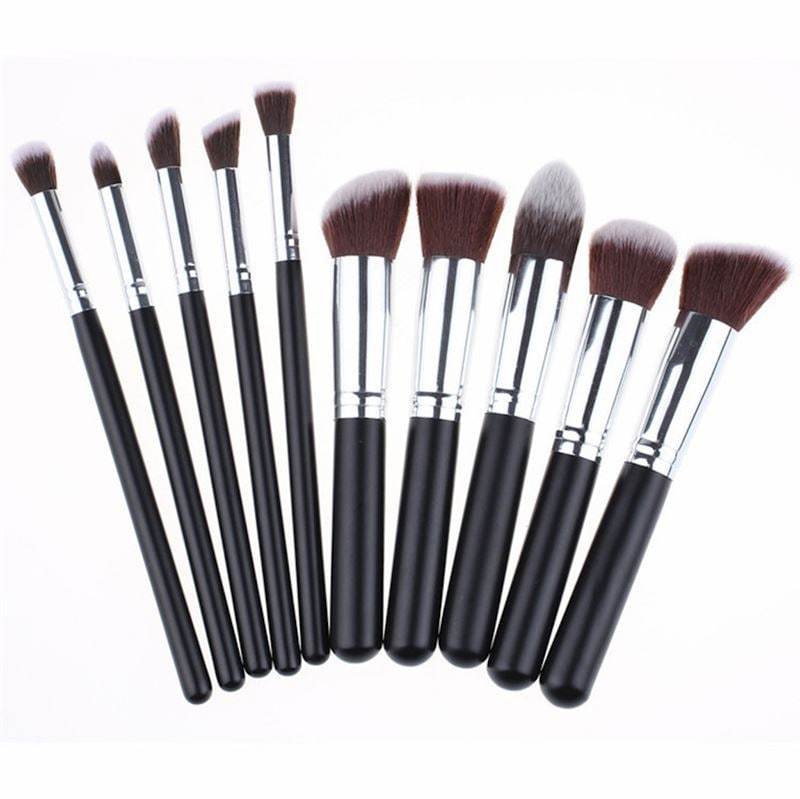 Sada štetcov na make-up Technique Pro - čierna/strieborná