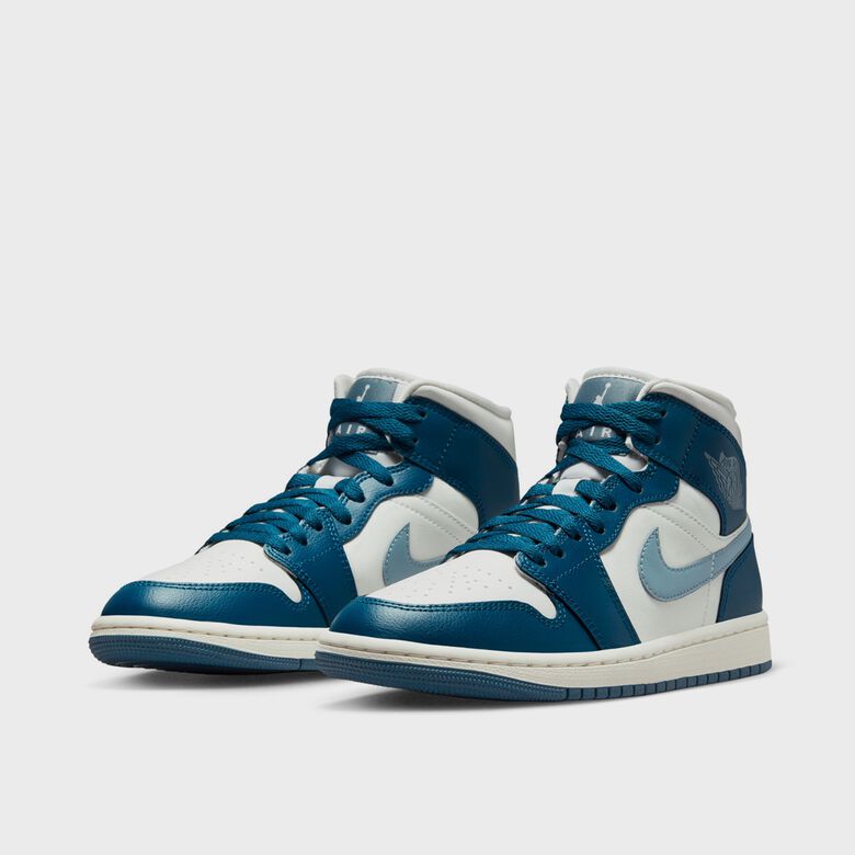 WMNS Air Jordan 1 Mid