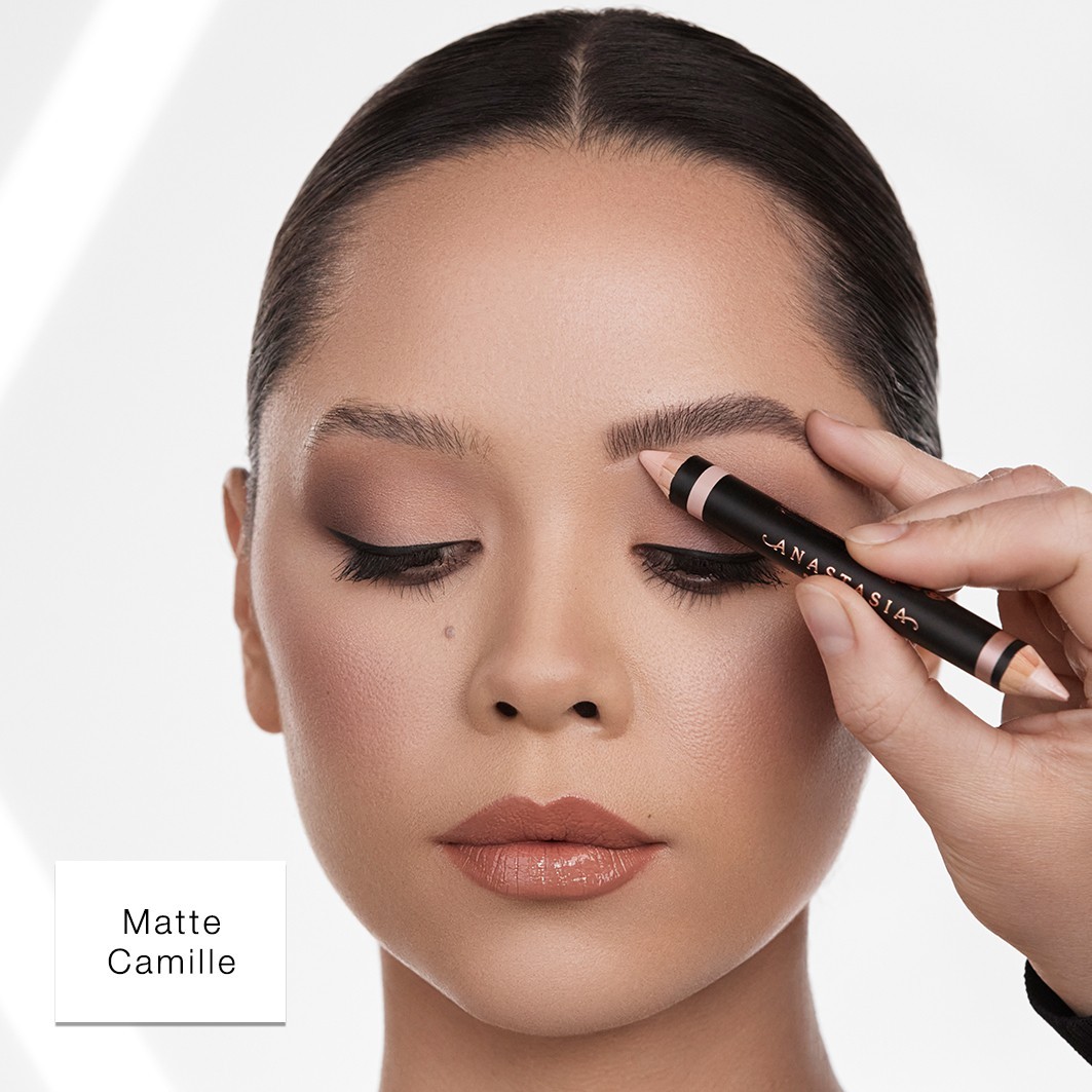 Anastasia Beverly Hills uzacu izgaismotājs Duality – 4,8 g