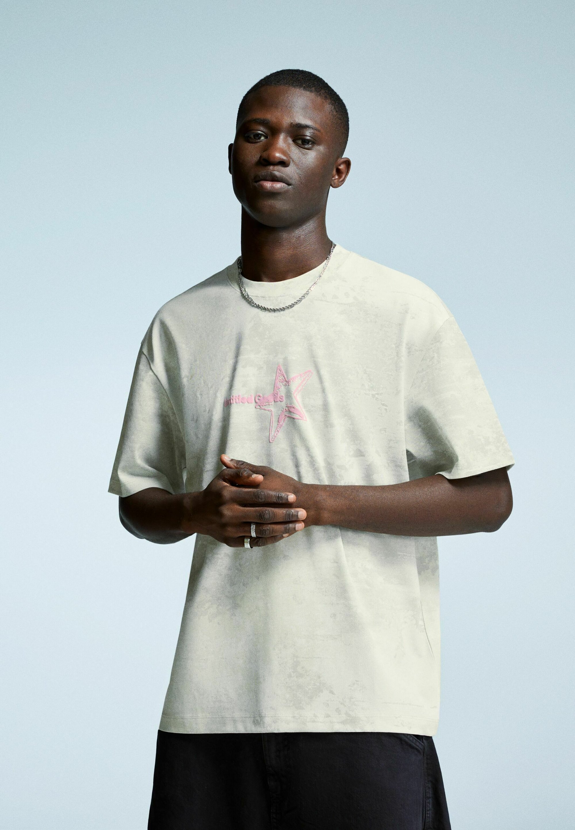 Bershka MANICHE CORTE - STAMPA - T-shirt stampata - cammello