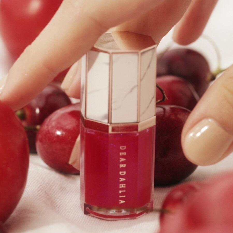 Dear Dahlia sjajilo za usne Blooming Edition Paradise Aurora Shine njega usana - 6,5 ml