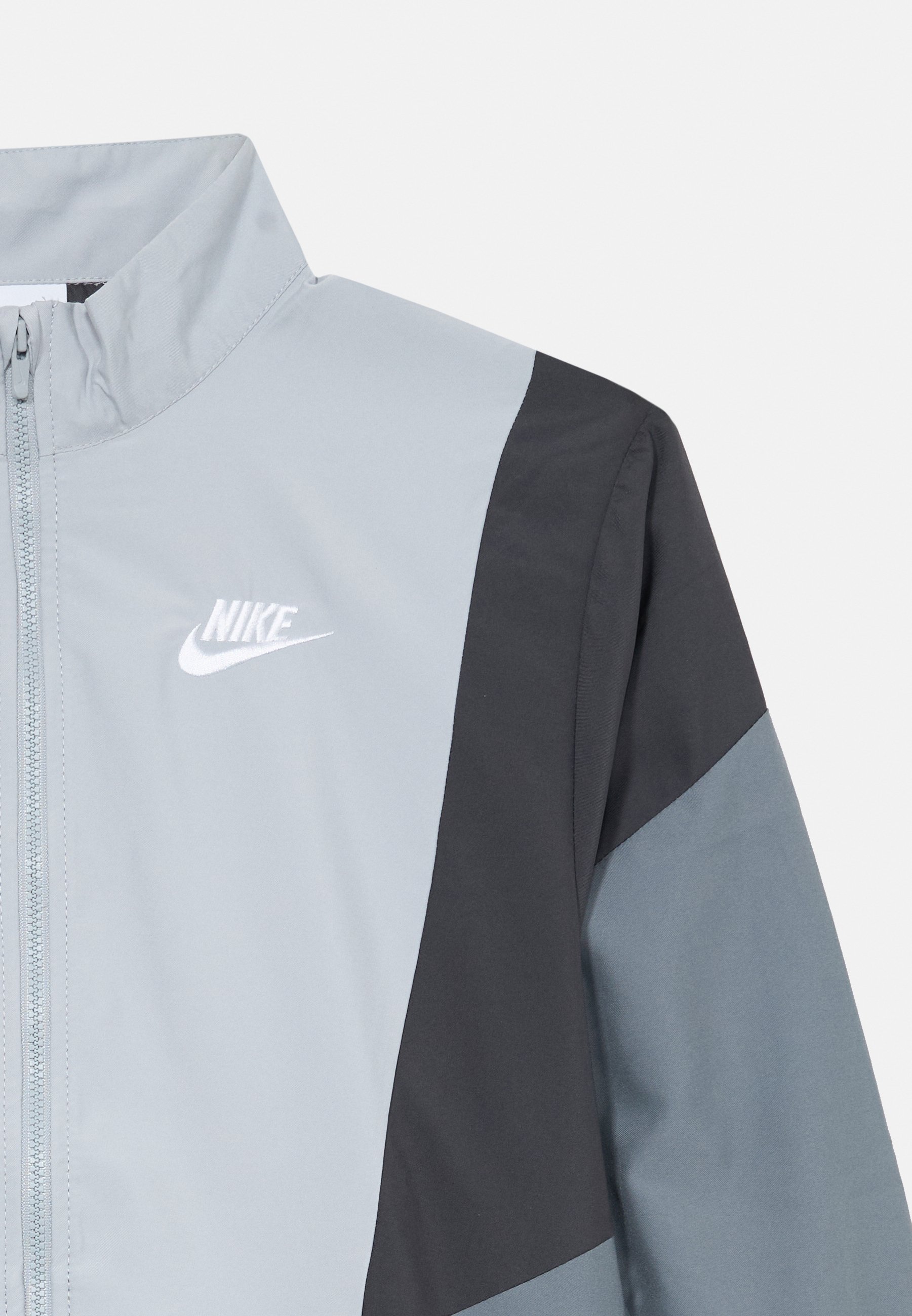 Nike Sportswear UNISEX TRACKSUIT SET - Trainingsbroek - rookgrijs/antraciet/wit