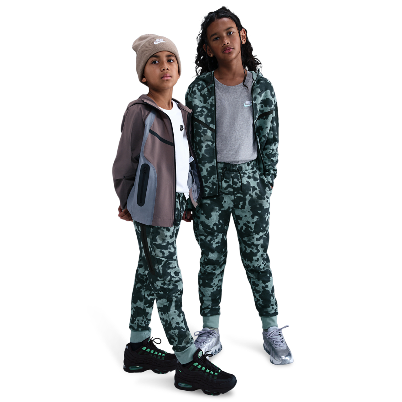 Mikina Nike Tech Fleece Aop