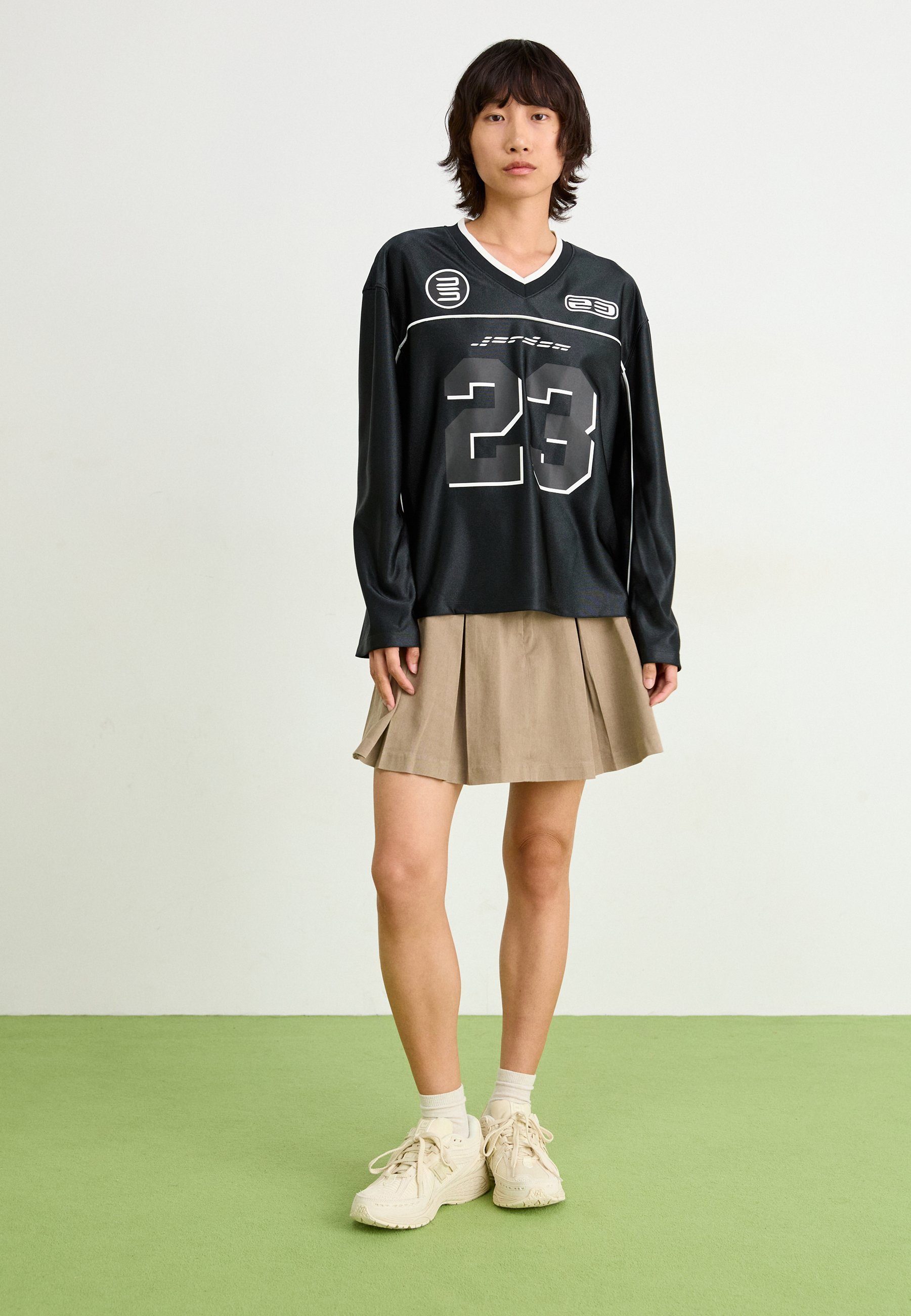New Balance Lave Sneakers