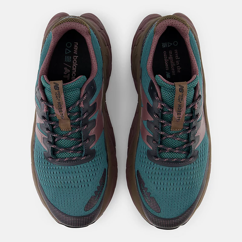 Fresh Foam X More Trail v3 para Homens – Cogumelo Escuro com Abeto Novo