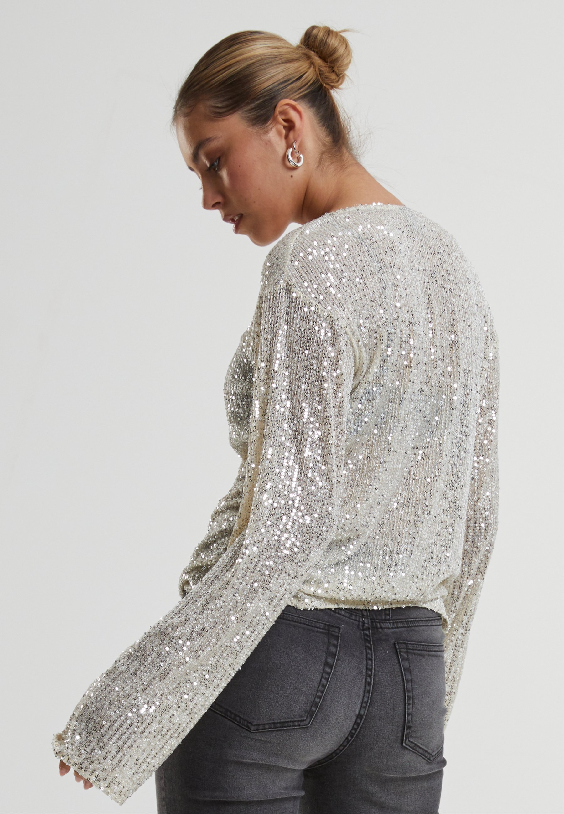 Blusa Urban Classics con paillettes - color sabbia bianca