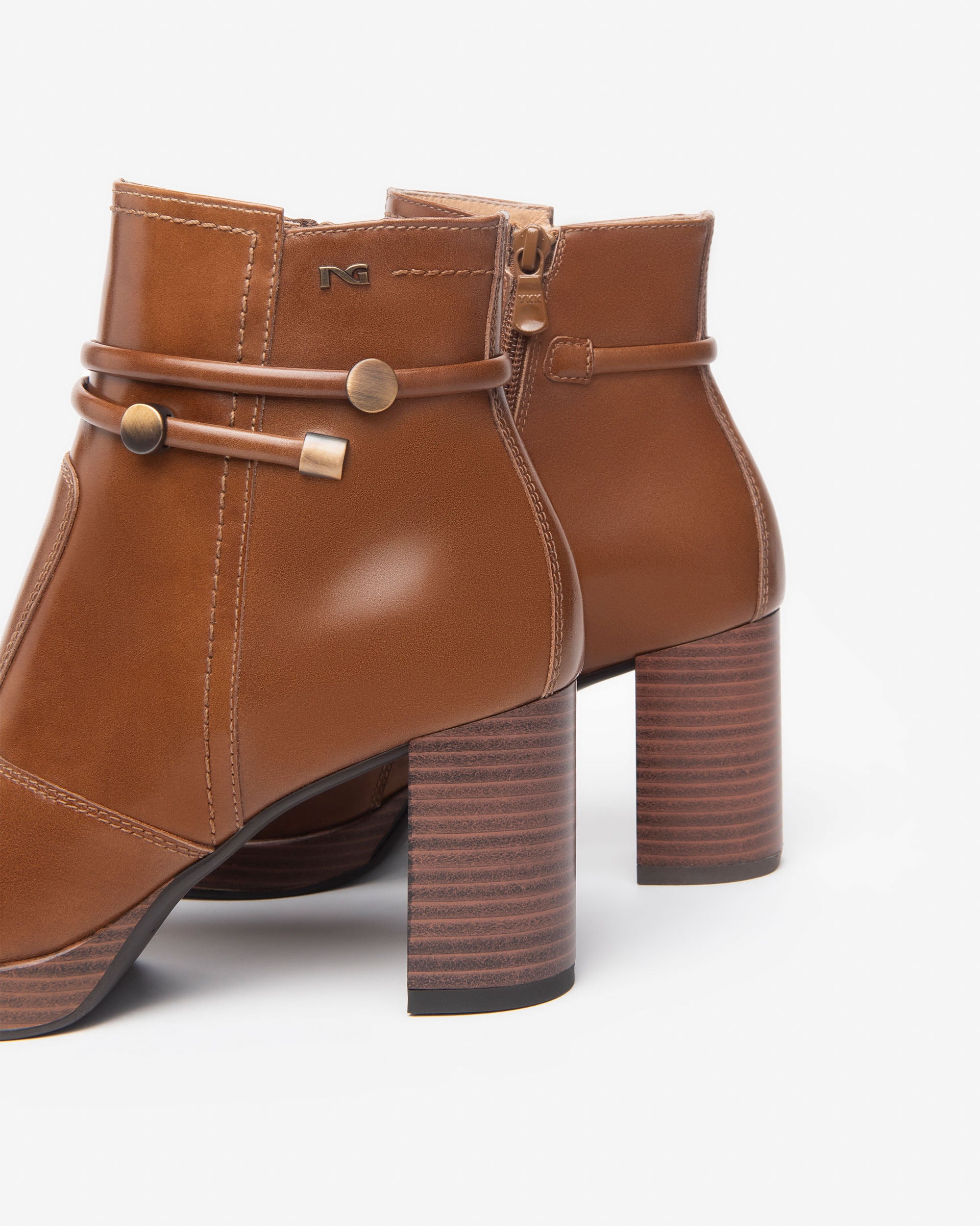  Damen-Ankle-Boots aus Leder