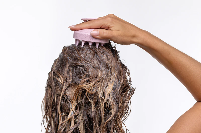 Masážna kefa na vlasy Notino Spa Collection Scalp na masáž vlasov a pokožky hlavy