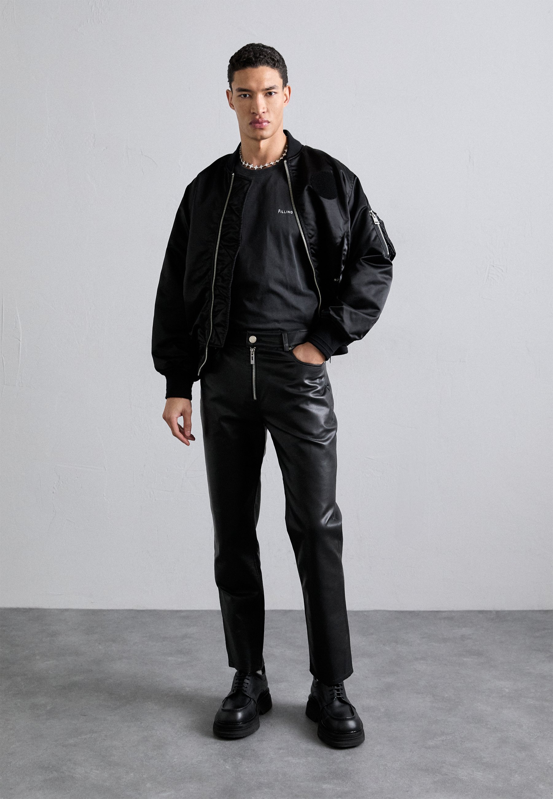 Filling Pieces BOXY - T-shirt basic - nero vintage