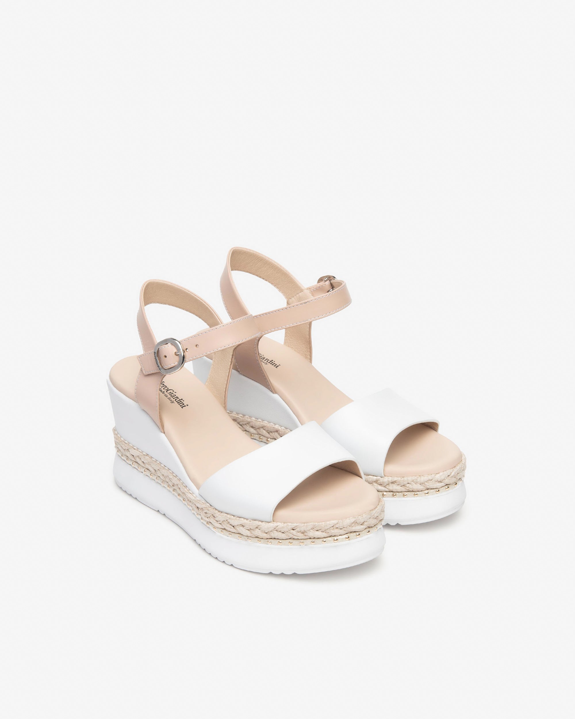  Sandales en cuir pour femmes