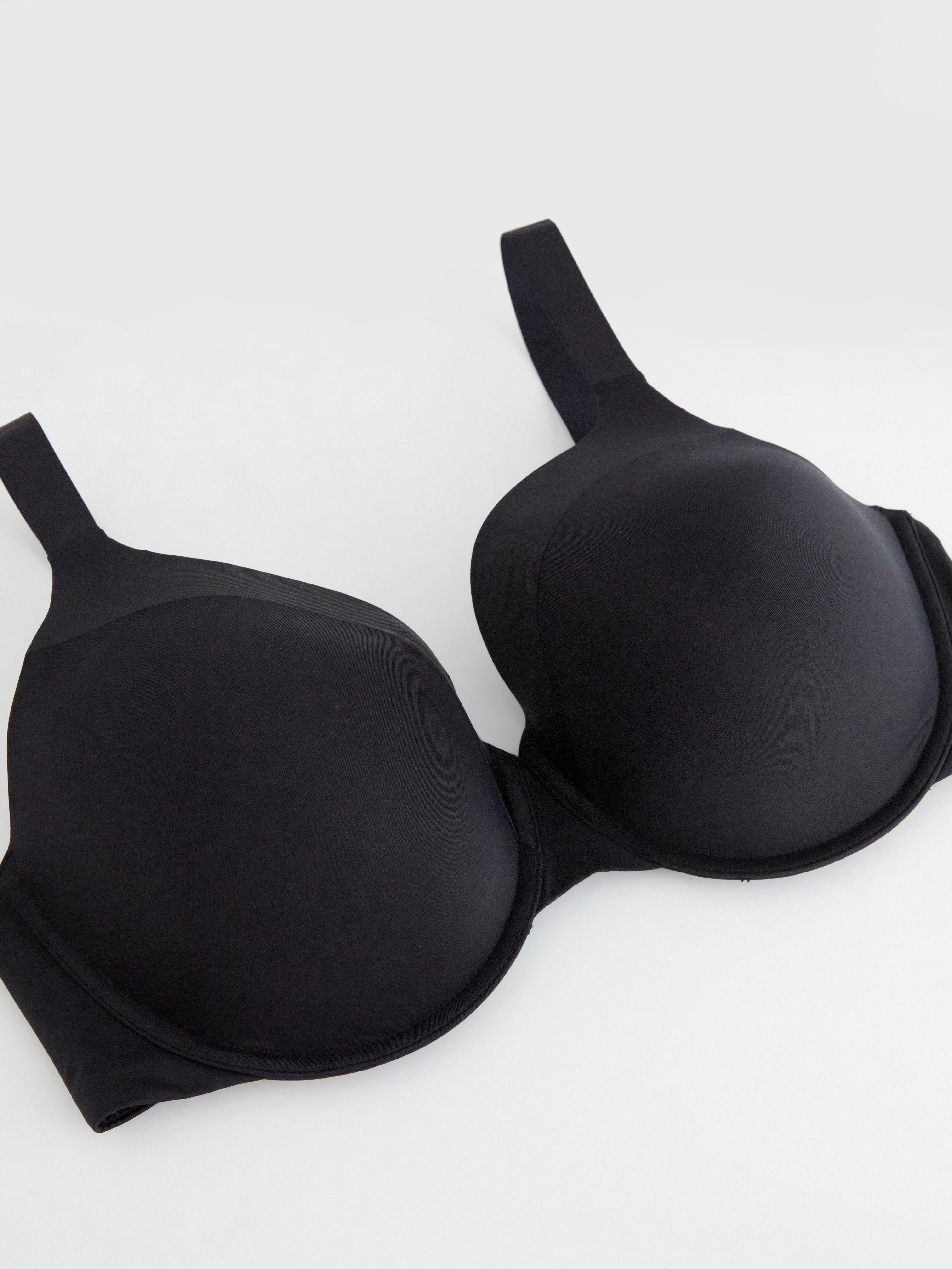 Camiseta Dahlia bh Negra