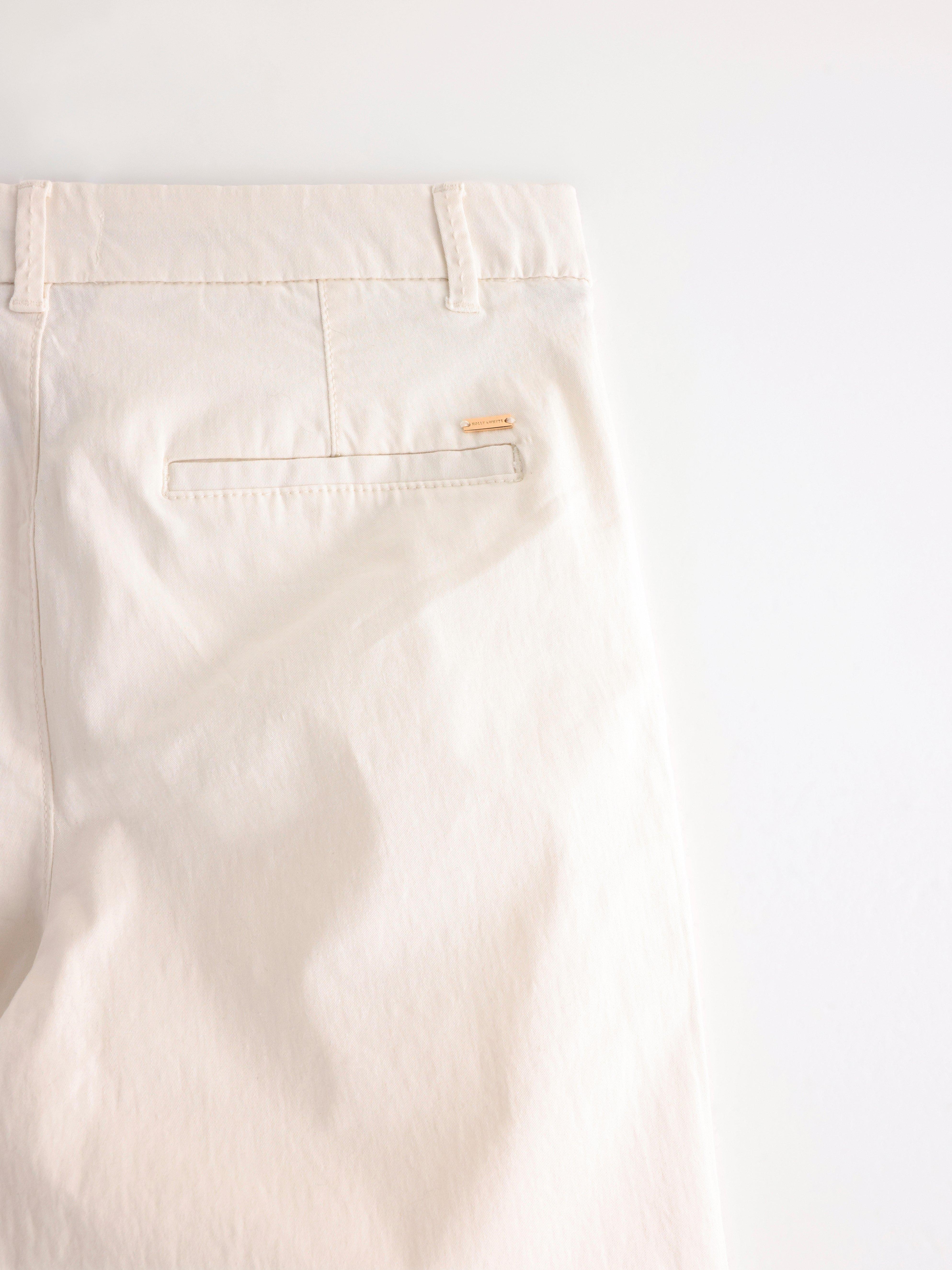 Chinos blanco claro