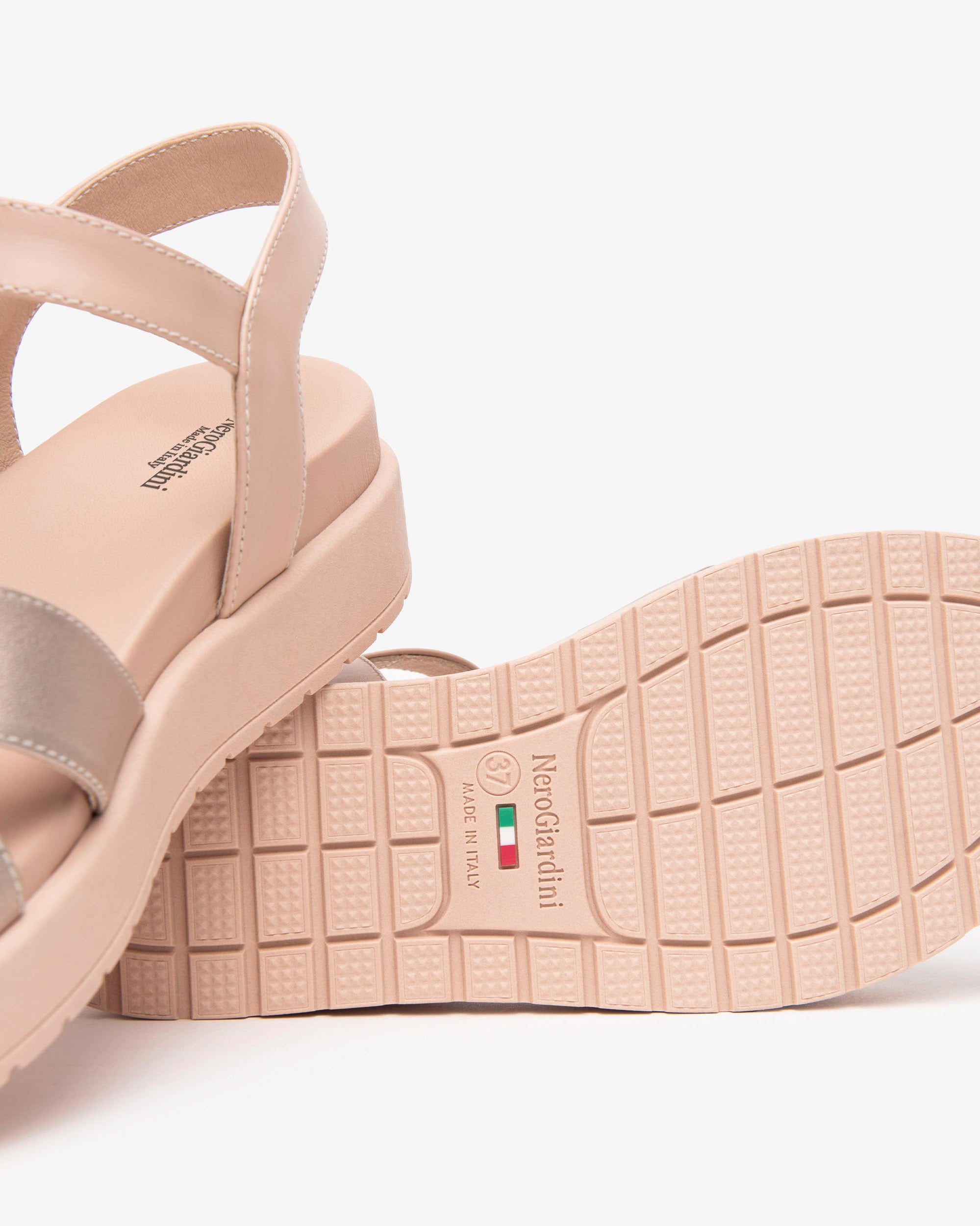  Damen-Ledersandalen