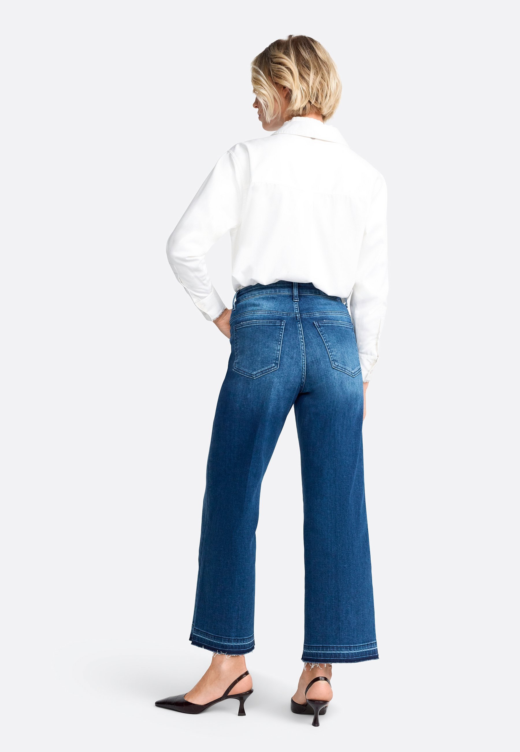 Rijk en koninklijk met gerafelde zoom - Rechte jeans - denimblauw