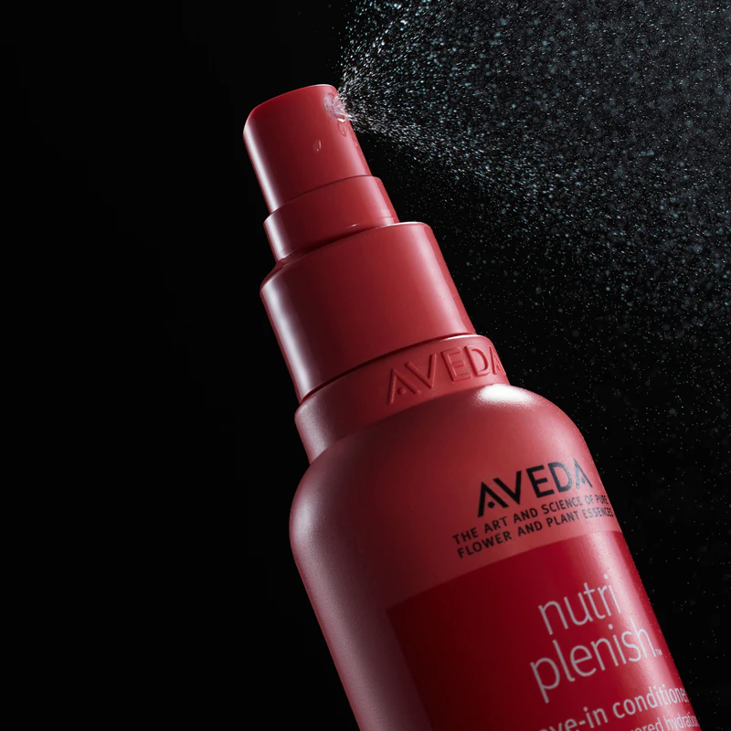 Aveda Nutriplenish™ bezoplachový kondicionér, vyhladzujúci a vyživujúci tepelne ochranný mliečny sprej