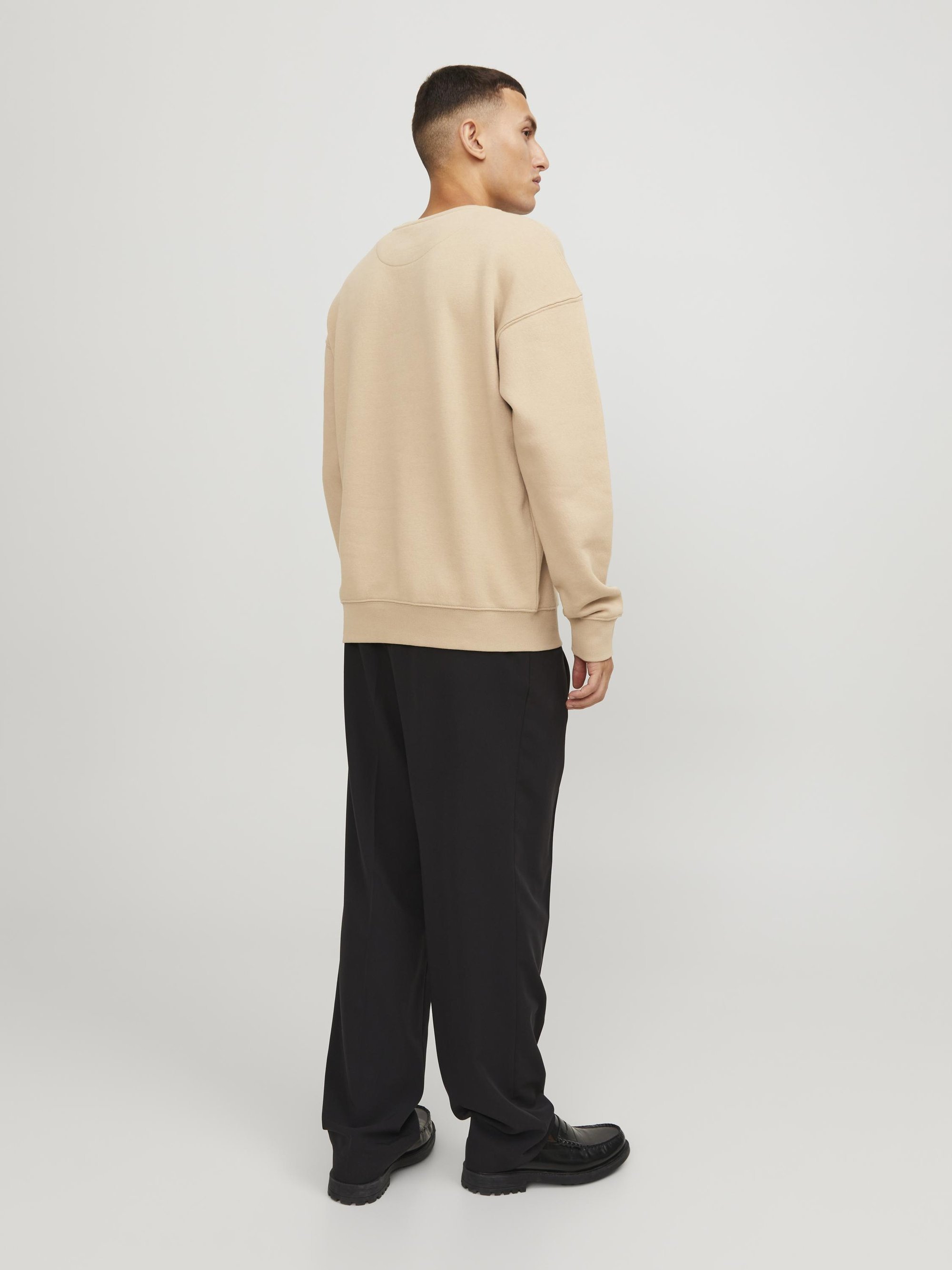 Jack & Jones JJESTAR Rundhals-Sweatshirt - beige
