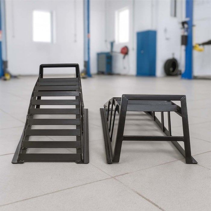 Rampa de acceso Wiltec, juego de 2, hasta 2 t por par, 940 x 310 x 270 mm, riel de acceso para vehículos, rampas de carga de acero