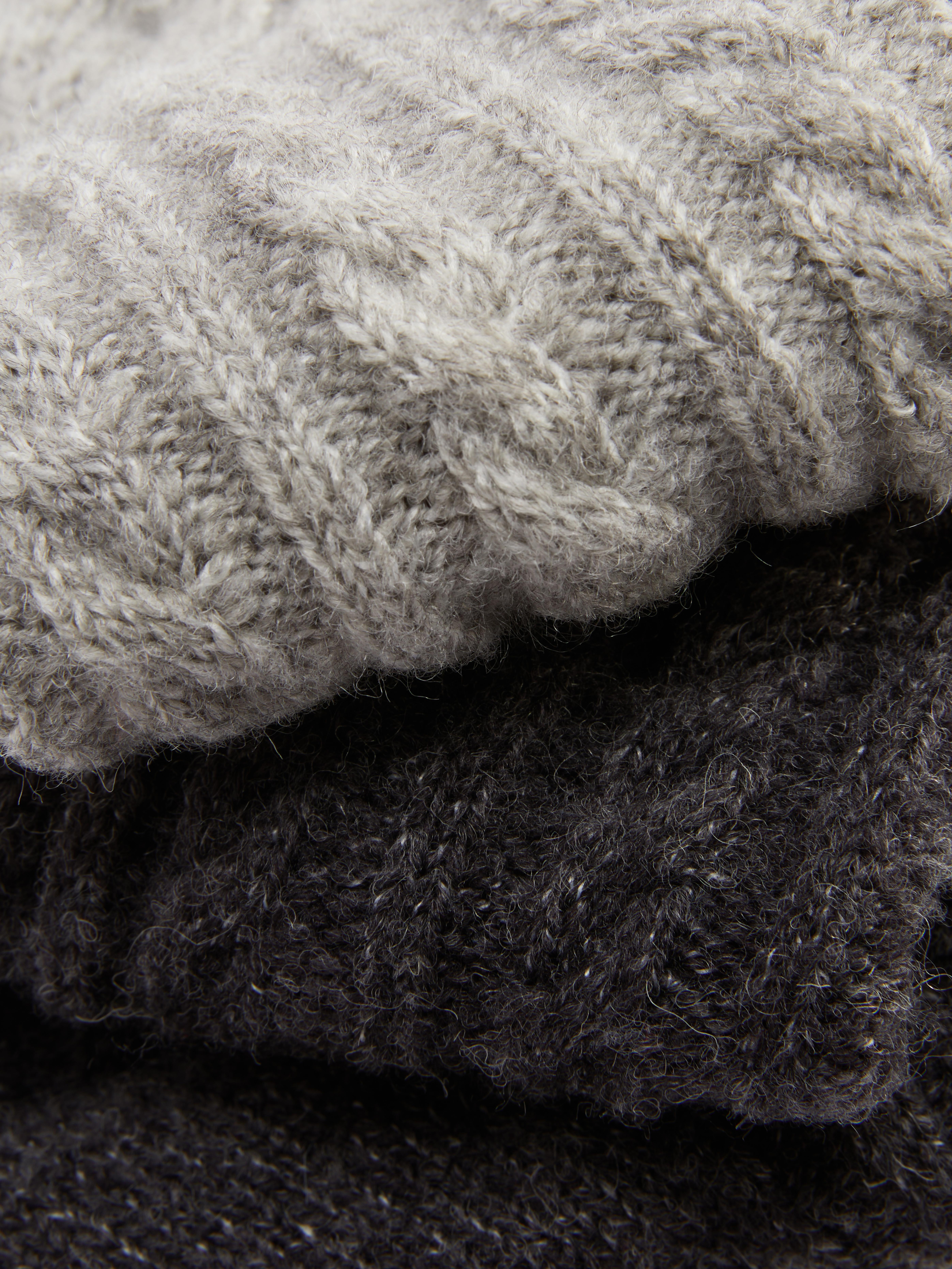 Zopfmuster-Socken, mittelhoch, 2 Paar Zwei Paar bequeme Zopfmuster-Socken, mittelhoch