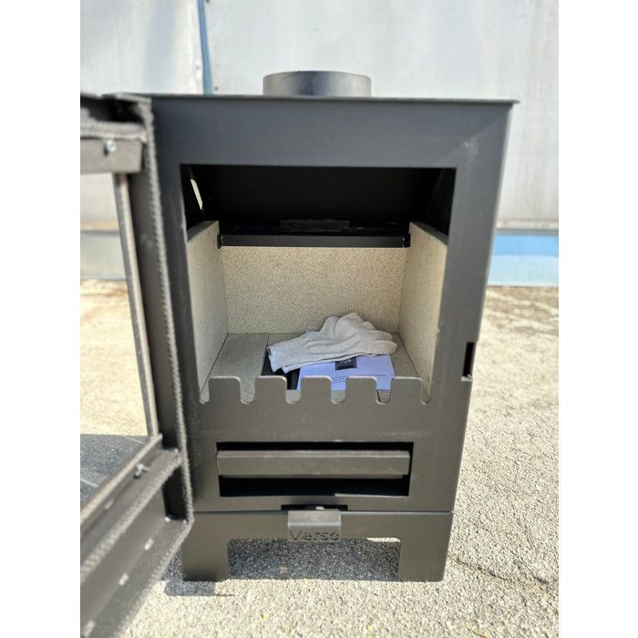 Verso 2L Wood Stove - 5 kW | Compact, Efficient and Easy to Install