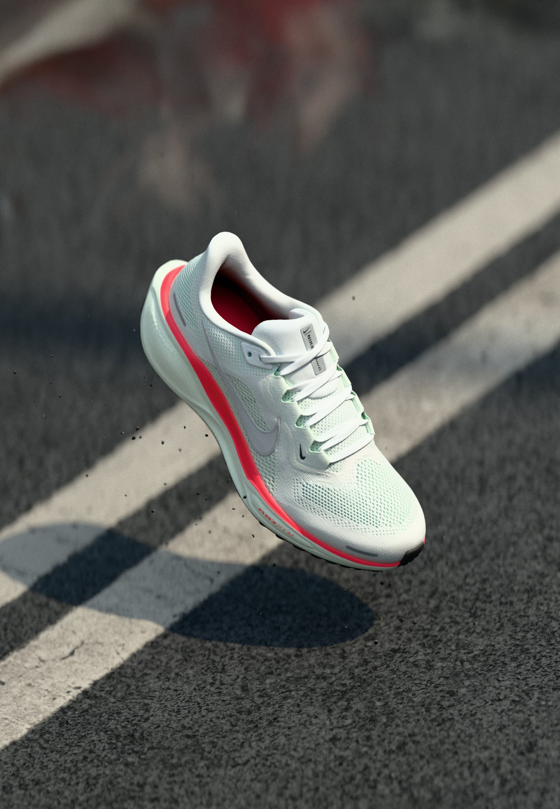 Nike Performance AIR ZOOM PEGASUS 41 - Hardloopschoenen voor op de weg - wit/metallic zilver/lichtgroen/felrood/zwart